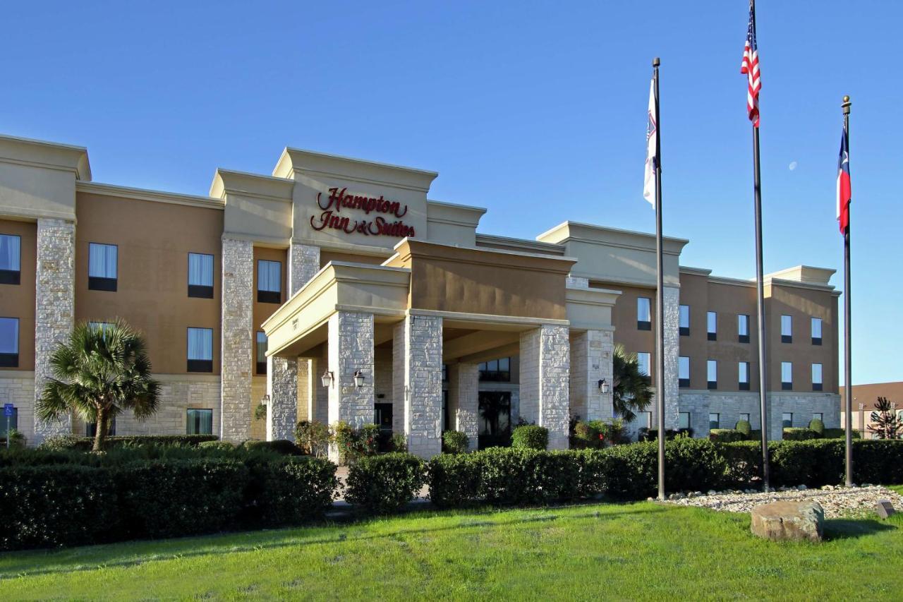 Hampton Inn & Suites Buffalo Exterior photo